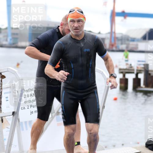 16.08.2026 - KN Förde Triathlon 2026 Antke Förster http://msf.ph/oto/9995766 16.08.2026 11:07:08 Schwimmen 351, 399, 416, 435, 437, 378, 385, 404, 425, 801, 802 meine-sportfotos.de