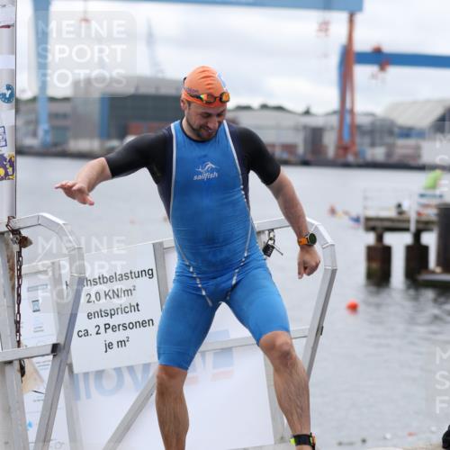 16.08.2026 - KN Förde Triathlon 2026 Antke Förster http://msf.ph/oto/9995794 16.08.2026 11:07:27 Schwimmen 378, 385, 404, 416, 425, 435, 437, 801, 802, 417, 427 meine-sportfotos.de