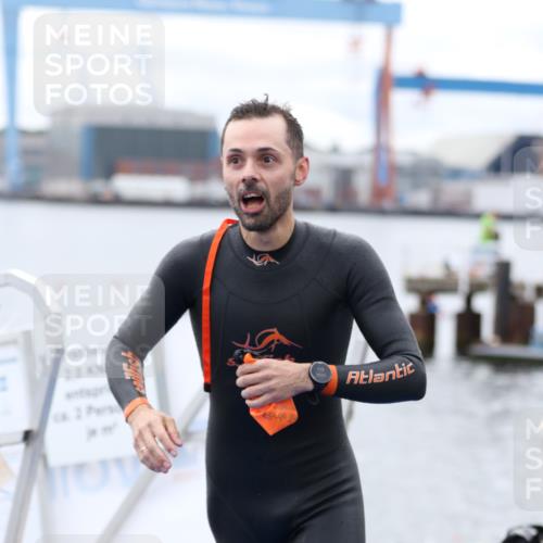 16.08.2026 - KN Förde Triathlon 2026 Antke Förster http://msf.ph/oto/9995804 16.08.2026 11:07:47 Schwimmen 404, 417, 802, 414, 427 meine-sportfotos.de