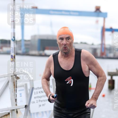 16.08.2026 - KN Förde Triathlon 2026 Antke Förster http://msf.ph/oto/9995809 16.08.2026 11:07:53 Schwimmen 417, 427, 414 meine-sportfotos.de