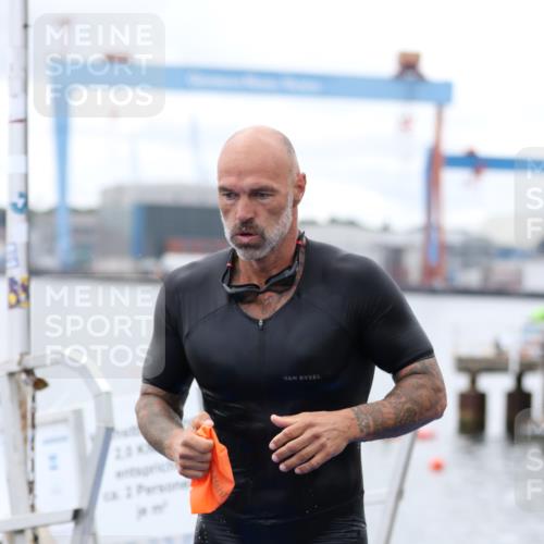 16.08.2026 - KN Förde Triathlon 2026 Antke Förster http://msf.ph/oto/9995814 16.08.2026 11:07:56 Schwimmen 414, 417, 427 meine-sportfotos.de