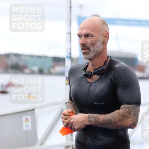 16.08.2026 - KN Förde Triathlon 2026 Antke Förster http://msf.ph/oto/9995815 16.08.2026 11:07:56 Schwimmen 414, 417, 427 meine-sportfotos.de