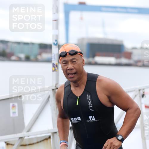 16.08.2026 - KN Förde Triathlon 2026 Antke Förster http://msf.ph/oto/9995833 16.08.2026 11:09:14 Schwimmen 384 meine-sportfotos.de