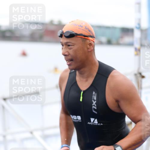 16.08.2026 - KN Förde Triathlon 2026 Antke Förster http://msf.ph/oto/9995834 16.08.2026 11:09:15 Schwimmen 384, 384 meine-sportfotos.de