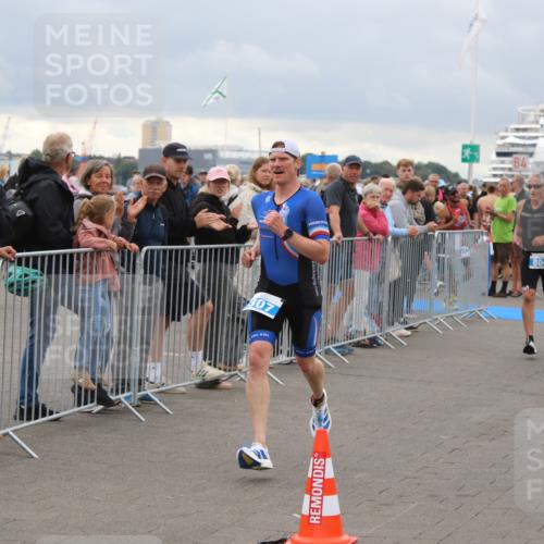 16.08.2026 - KN Förde Triathlon 2026 Markus Tischler http://msf.ph/oto/9995906 16.08.2026 11:47:49 Ziel  meine-sportfotos.de