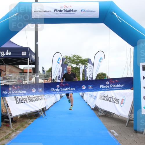 16.08.2026 - KN Förde Triathlon 2026 Markus Tischler http://msf.ph/oto/9995929 16.08.2026 11:50:42 Ziel 330, 330 meine-sportfotos.de