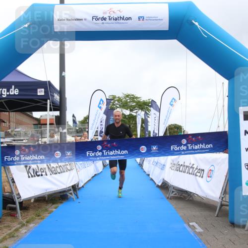 16.08.2026 - KN Förde Triathlon 2026 Markus Tischler http://msf.ph/oto/9995931 16.08.2026 11:50:42 Ziel 330, 330 meine-sportfotos.de