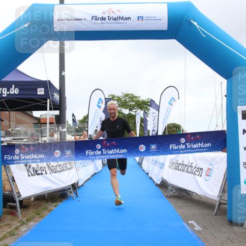 16.08.2026 - KN Förde Triathlon 2026 Markus Tischler http://msf.ph/oto/9995933 16.08.2026 11:50:42 Ziel 330, 330 meine-sportfotos.de