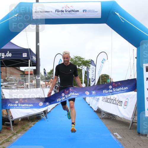 16.08.2026 - KN Förde Triathlon 2026 Markus Tischler http://msf.ph/oto/9995936 16.08.2026 11:50:42 Ziel 330, 330 meine-sportfotos.de