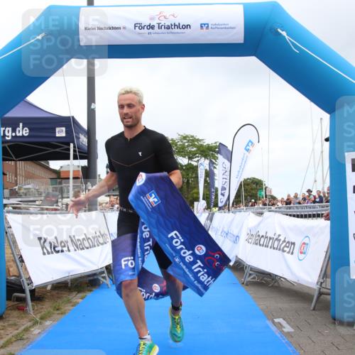 16.08.2026 - KN Förde Triathlon 2026 Markus Tischler http://msf.ph/oto/9995939 16.08.2026 11:50:42 Ziel 330, 330 meine-sportfotos.de