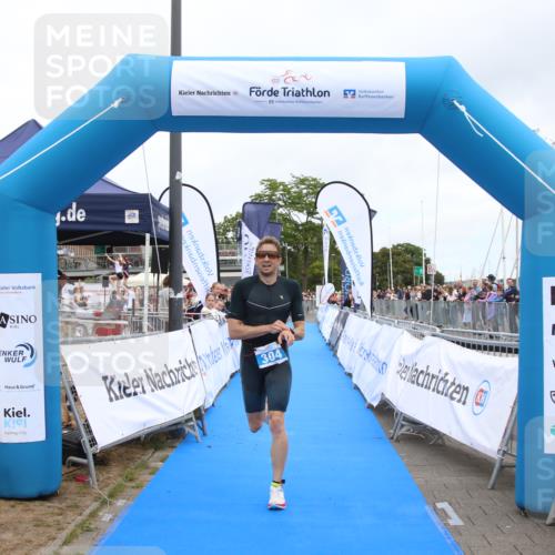 16.08.2026 - KN Förde Triathlon 2026 Markus Tischler http://msf.ph/oto/9995946 16.08.2026 11:51:30 Ziel 304, 304 meine-sportfotos.de