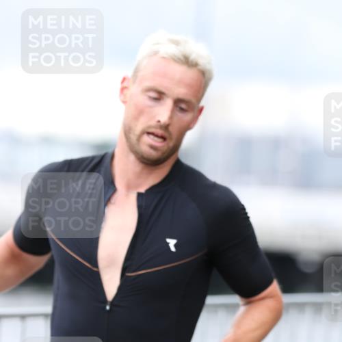 16.08.2026 - KN Förde Triathlon 2026 Antke Förster http://msf.ph/oto/9995963 16.08.2026 11:36:36 Laufen  meine-sportfotos.de