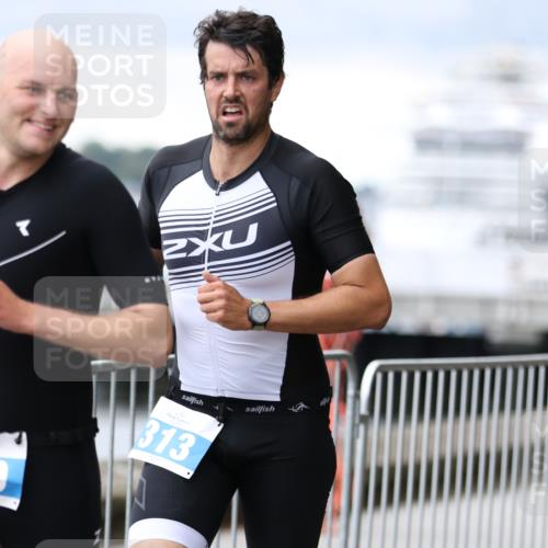 16.08.2026 - KN Förde Triathlon 2026 Antke Förster http://msf.ph/oto/9995993 16.08.2026 11:38:58 Laufen  meine-sportfotos.de
