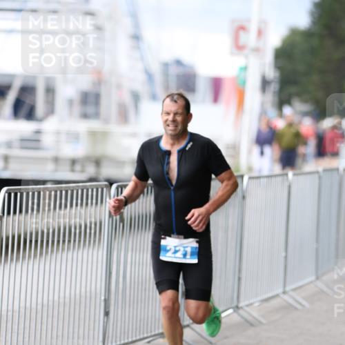 16.08.2026 - KN Förde Triathlon 2026 Antke Förster http://msf.ph/oto/9995995 16.08.2026 11:39:32 Laufen  meine-sportfotos.de