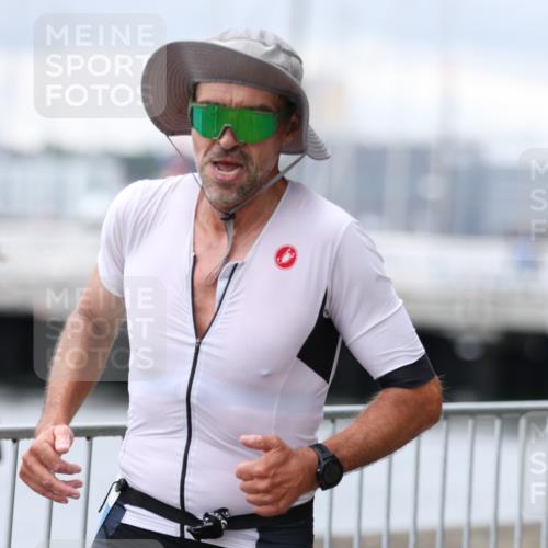 16.08.2026 - KN Förde Triathlon 2026 Antke Förster http://msf.ph/oto/9996006 16.08.2026 11:39:38 Laufen  meine-sportfotos.de