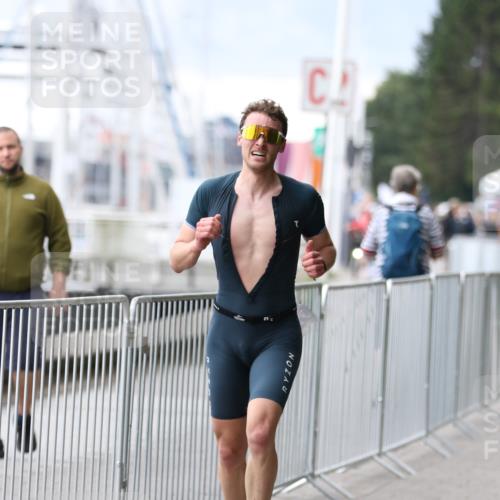 16.08.2026 - KN Förde Triathlon 2026 Antke Förster http://msf.ph/oto/9996010 16.08.2026 11:40:17 Laufen  meine-sportfotos.de