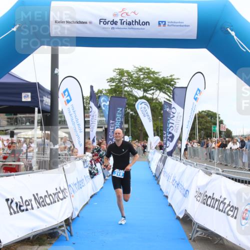 16.08.2026 - KN Förde Triathlon 2026 Markus Tischler http://msf.ph/oto/9996046 16.08.2026 11:53:38 Ziel 319, 319 meine-sportfotos.de