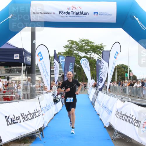 16.08.2026 - KN Förde Triathlon 2026 Markus Tischler http://msf.ph/oto/9996054 16.08.2026 11:53:38 Ziel 319, 319 meine-sportfotos.de