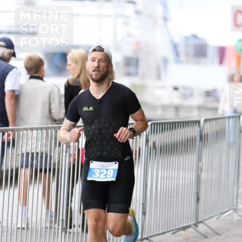16.08.2026 - KN Förde Triathlon 2026 Antke Förster http://msf.ph/oto/9996060 16.08.2026 11:42:24 Laufen  meine-sportfotos.de