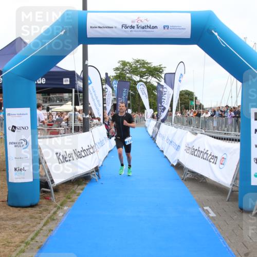 16.08.2026 - KN Förde Triathlon 2026 Markus Tischler http://msf.ph/oto/9996083 16.08.2026 11:53:50 Ziel 221, 221 meine-sportfotos.de