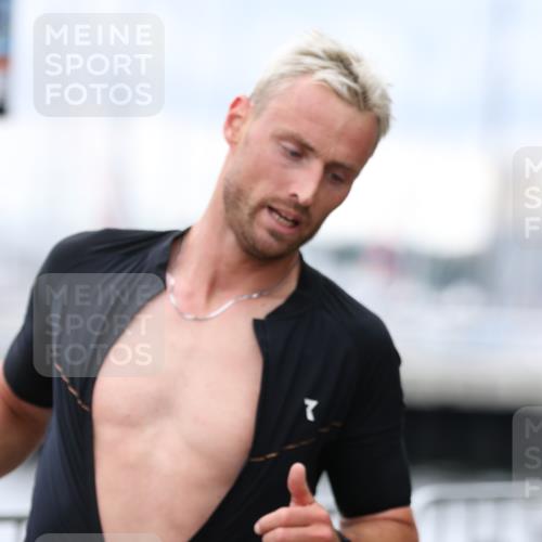 16.08.2026 - KN Förde Triathlon 2026 Antke Förster http://msf.ph/oto/9996093 16.08.2026 11:43:18 Laufen  meine-sportfotos.de