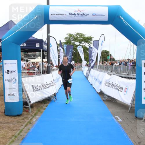 16.08.2026 - KN Förde Triathlon 2026 Markus Tischler http://msf.ph/oto/9996096 16.08.2026 11:53:50 Ziel 221, 221 meine-sportfotos.de