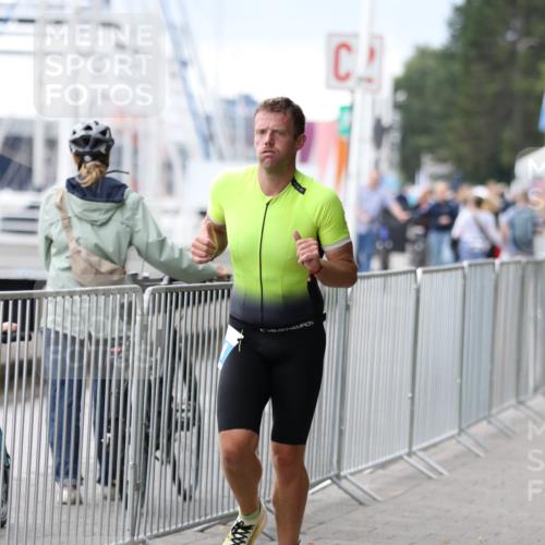 16.08.2026 - KN Förde Triathlon 2026 Antke Förster http://msf.ph/oto/9996097 16.08.2026 11:43:33 Laufen  meine-sportfotos.de