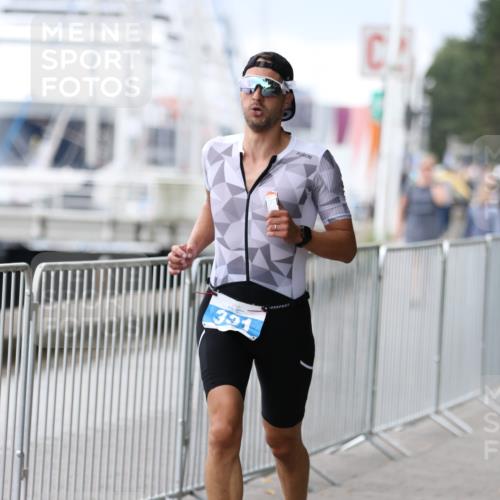 16.08.2026 - KN Förde Triathlon 2026 Antke Förster http://msf.ph/oto/9996132 16.08.2026 11:44:51 Laufen  meine-sportfotos.de