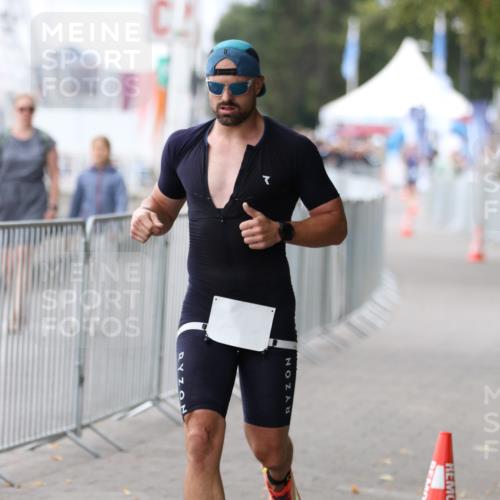 16.08.2026 - KN Förde Triathlon 2026 Antke Förster http://msf.ph/oto/9996138 16.08.2026 11:45:06 Laufen  meine-sportfotos.de