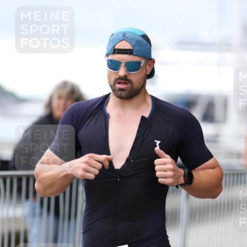 16.08.2026 - KN Förde Triathlon 2026 Antke Förster http://msf.ph/oto/9996141 16.08.2026 11:45:08 Laufen  meine-sportfotos.de