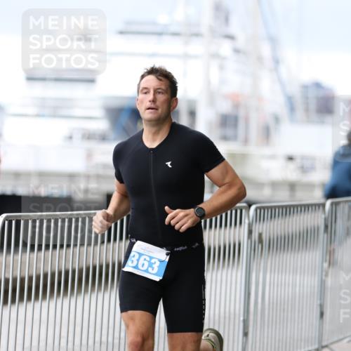 16.08.2026 - KN Förde Triathlon 2026 Antke Förster http://msf.ph/oto/9996168 16.08.2026 11:46:06 Laufen  meine-sportfotos.de
