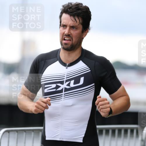 16.08.2026 - KN Förde Triathlon 2026 Antke Förster http://msf.ph/oto/9996185 16.08.2026 11:46:23 Laufen  meine-sportfotos.de