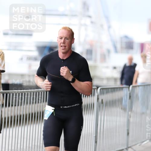 16.08.2026 - KN Förde Triathlon 2026 Antke Förster http://msf.ph/oto/9996207 16.08.2026 11:47:39 Laufen  meine-sportfotos.de