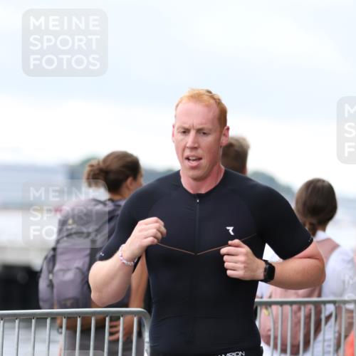 16.08.2026 - KN Förde Triathlon 2026 Antke Förster http://msf.ph/oto/9996208 16.08.2026 11:47:40 Laufen  meine-sportfotos.de