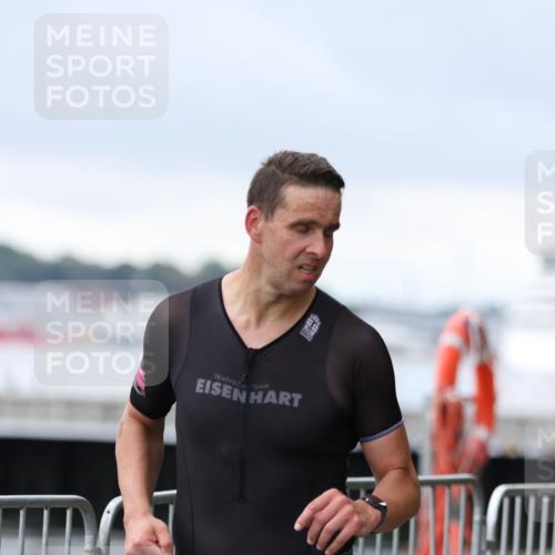 16.08.2026 - KN Förde Triathlon 2026 Antke Förster http://msf.ph/oto/9996226 16.08.2026 11:48:05 Laufen  meine-sportfotos.de