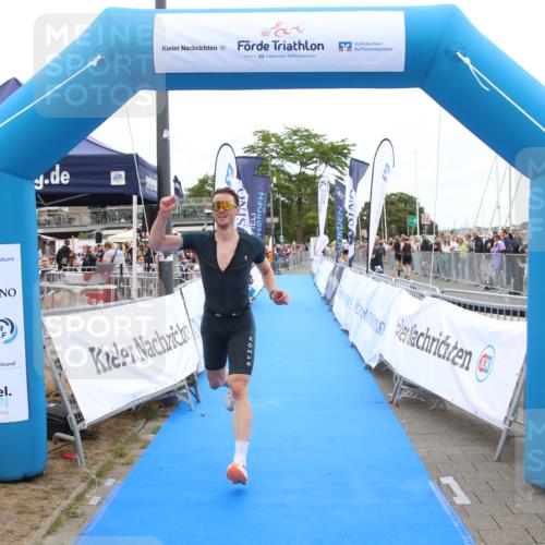 16.08.2026 - KN Förde Triathlon 2026 Markus Tischler http://msf.ph/oto/9996267 16.08.2026 11:56:22 Ziel 314, 314 meine-sportfotos.de