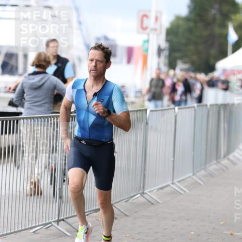 16.08.2026 - KN Förde Triathlon 2026 Antke Förster http://msf.ph/oto/9996277 16.08.2026 11:49:08 Laufen  meine-sportfotos.de