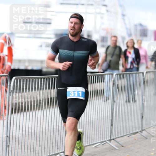 16.08.2026 - KN Förde Triathlon 2026 Antke Förster http://msf.ph/oto/9996298 16.08.2026 11:49:31 Laufen  meine-sportfotos.de