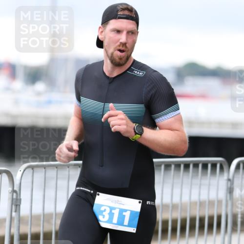16.08.2026 - KN Förde Triathlon 2026 Antke Förster http://msf.ph/oto/9996300 16.08.2026 11:49:33 Laufen  meine-sportfotos.de
