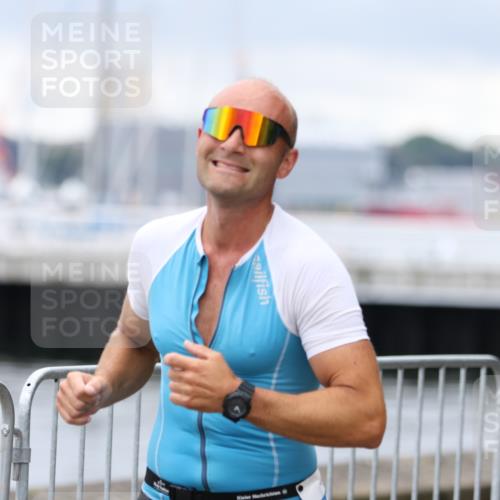 16.08.2026 - KN Förde Triathlon 2026 Antke Förster http://msf.ph/oto/9996324 16.08.2026 11:50:01 Laufen  meine-sportfotos.de