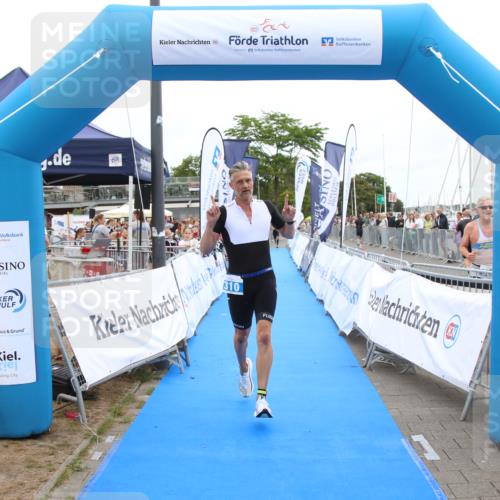 16.08.2026 - KN Förde Triathlon 2026 Markus Tischler http://msf.ph/oto/9996341 16.08.2026 11:56:49 Ziel 310, 323, 441, 310, 323, 441 meine-sportfotos.de