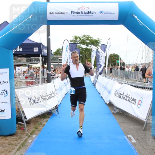 16.08.2026 - KN Förde Triathlon 2026 Markus Tischler http://msf.ph/oto/9996346 16.08.2026 11:56:49 Ziel 310, 323, 441, 310, 323, 441 meine-sportfotos.de