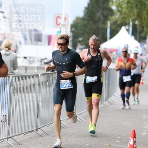16.08.2026 - KN Förde Triathlon 2026 Antke Förster http://msf.ph/oto/9996357 16.08.2026 11:50:40 Laufen  meine-sportfotos.de