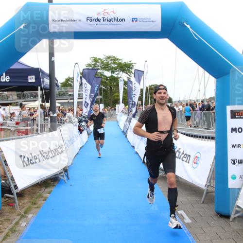 16.08.2026 - KN Förde Triathlon 2026 Markus Tischler http://msf.ph/oto/9996383 16.08.2026 11:56:56 Ziel 310, 323, 329, 310, 323, 329 meine-sportfotos.de