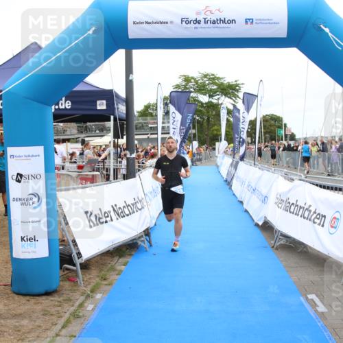16.08.2026 - KN Förde Triathlon 2026 Markus Tischler http://msf.ph/oto/9996388 16.08.2026 11:56:57 Ziel 310, 323, 329, 310, 323, 329 meine-sportfotos.de