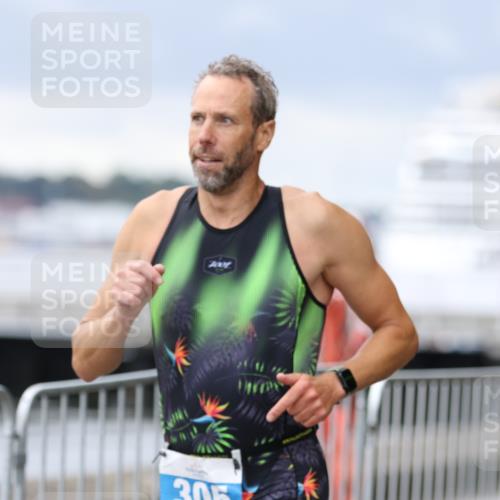 16.08.2026 - KN Förde Triathlon 2026 Antke Förster http://msf.ph/oto/9996435 16.08.2026 11:51:53 Laufen  meine-sportfotos.de