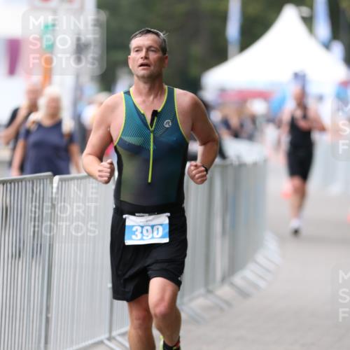 16.08.2026 - KN Förde Triathlon 2026 Antke Förster http://msf.ph/oto/9996440 16.08.2026 11:52:03 Laufen  meine-sportfotos.de