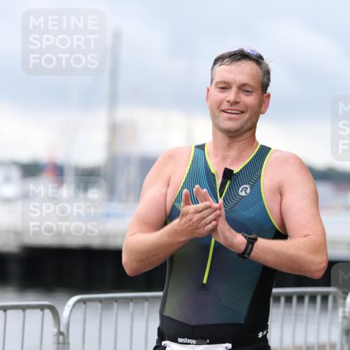 16.08.2026 - KN Förde Triathlon 2026 Antke Förster http://msf.ph/oto/9996445 16.08.2026 11:52:06 Laufen  meine-sportfotos.de
