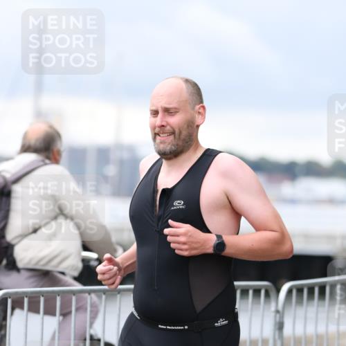 16.08.2026 - KN Förde Triathlon 2026 Antke Förster http://msf.ph/oto/9996454 16.08.2026 11:52:17 Laufen  meine-sportfotos.de