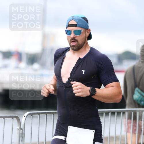 16.08.2026 - KN Förde Triathlon 2026 Antke Förster http://msf.ph/oto/9996475 16.08.2026 11:52:39 Laufen  meine-sportfotos.de